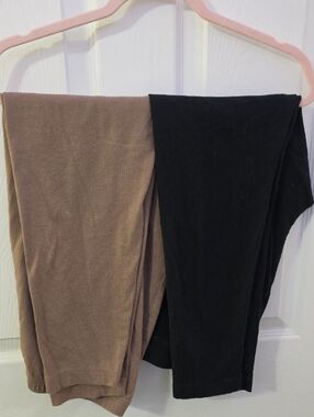 Two Pair Of Old Navy Black and Khaki Capri Length Leggings Size L